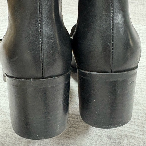 Steve Madden Womens Erika Ankle Sock Booties Size 7.5 Black Leather Almond Toe - Picture 5 of 9